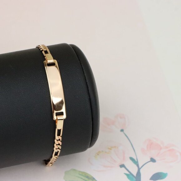 "Sleek Rose Gold Bracelet with Figaro Chain and Polished Plate, XPBL1084 - Picture 9 of 12